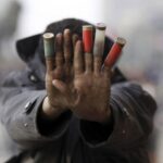 خشونت را از مبارزه بايد بيرون برد